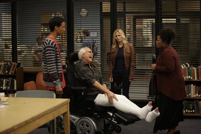 Community - Cooperative Calligraphy - Photos - Danny Pudi, Chevy Chase, Gillian Jacobs, Yvette Nicole Brown