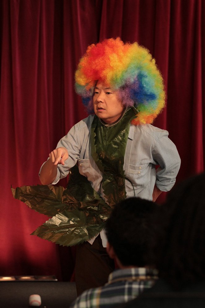 Community - Celebrity Pharmacology - Photos - Ken Jeong