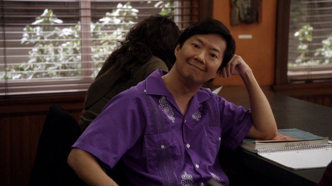 Community - Applied Anthropology and Culinary Arts - Van film - Ken Jeong