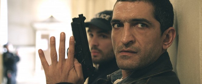 Lucy - Do filme - Amr Waked