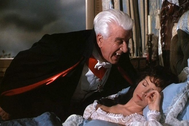 Drácula, un muerto muy contento y feliz - De la película - Leslie Nielsen, Lysette Anthony