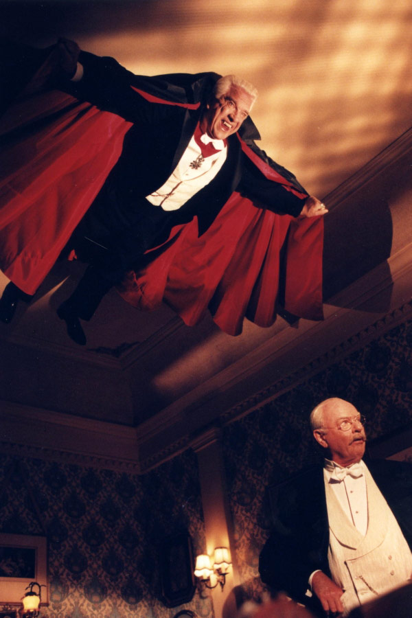 Drácula, un muerto muy contento y feliz - De la película - Leslie Nielsen, Harvey Korman