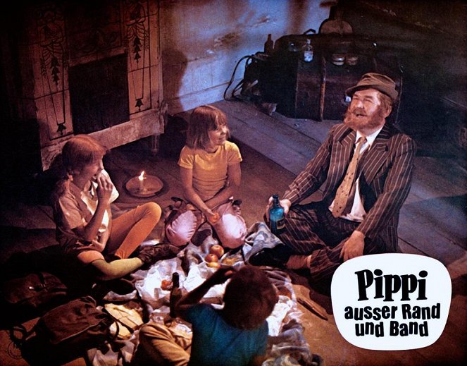 På rymmen med Pippi Långstrump - Cartões lobby - Inger Nilsson, Maria Persson, Pär Sundberg, Hans Alfredson