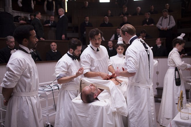 The Knick - Season 1 - Method and Madness - Photos - André Holland, Michael Angarano, Clive Owen, Eve Hewson, Eric Johnson
