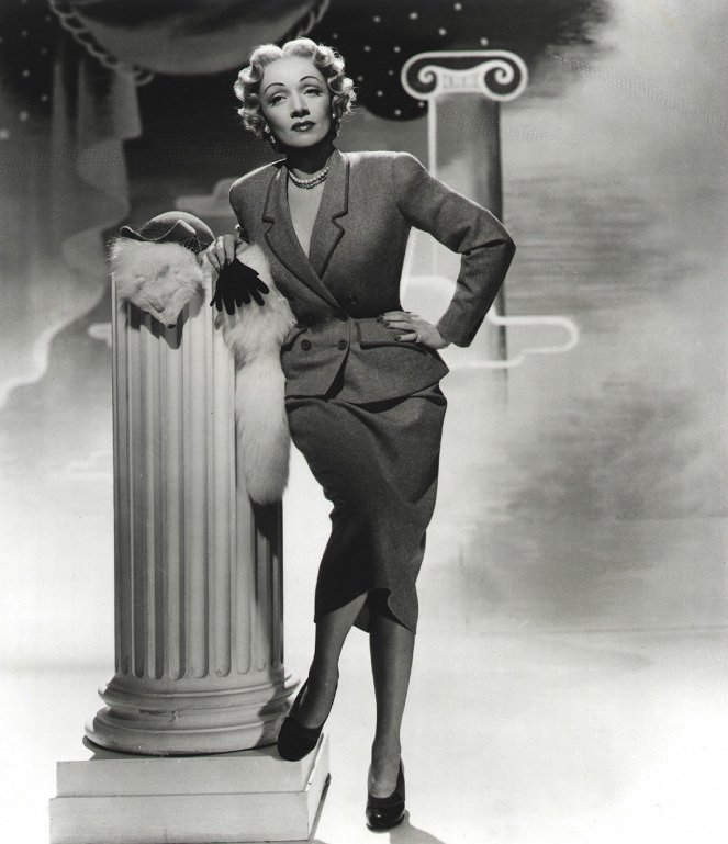 Félelem a reflektorfényben - Promóció fotók - Marlene Dietrich