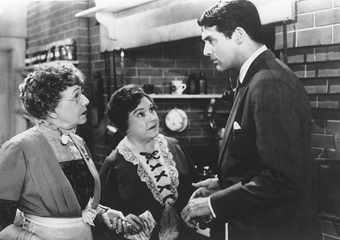 Arsenic and Old Lace - Van film - Jean Adair, Josephine Hull, Cary Grant