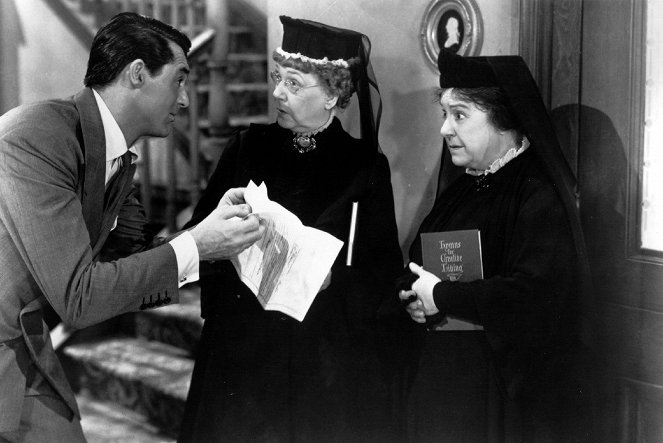 Arsenic and Old Lace - Z filmu - Cary Grant, Jean Adair, Josephine Hull