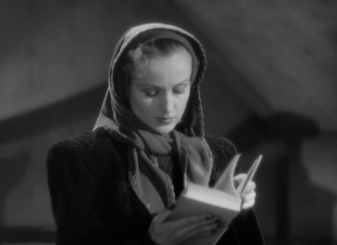 Být či nebýt - Z filmu - Carole Lombard