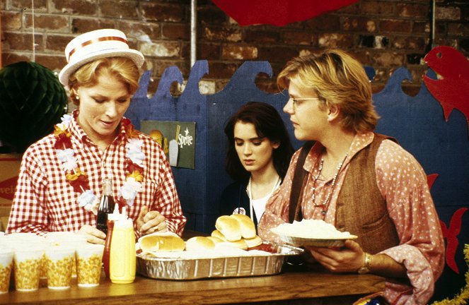 1969 - Filmfotos - Mariette Hartley, Winona Ryder, Kiefer Sutherland