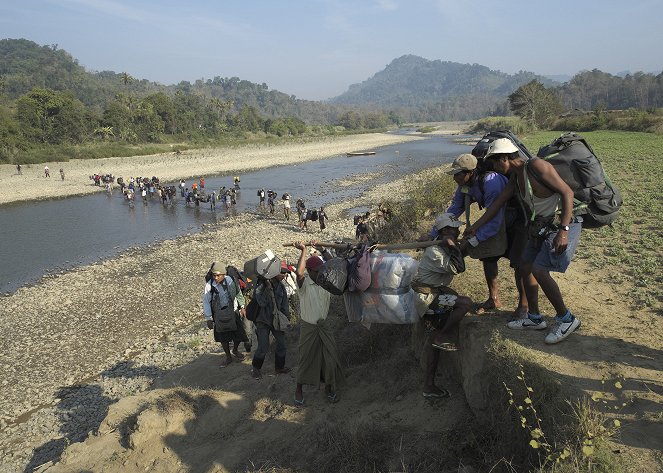 Im Dschungel von Myanmar - Filmfotos