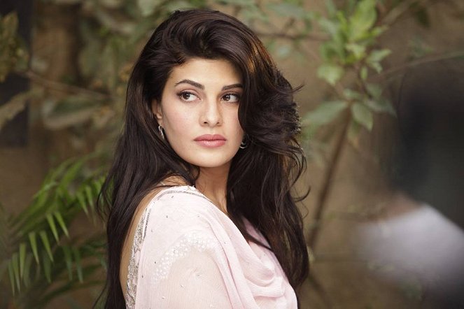 Kick - Do filme - Jacqueline Fernandez