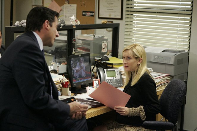 The Office (U.S.) - Season 4 - Chair Model - Photos - Angela Kinsey