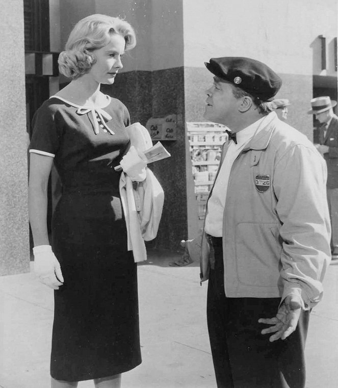 A Nice Little Bank That Should Be Robbed - Photos - Dina Merrill, Mickey Shaughnessy