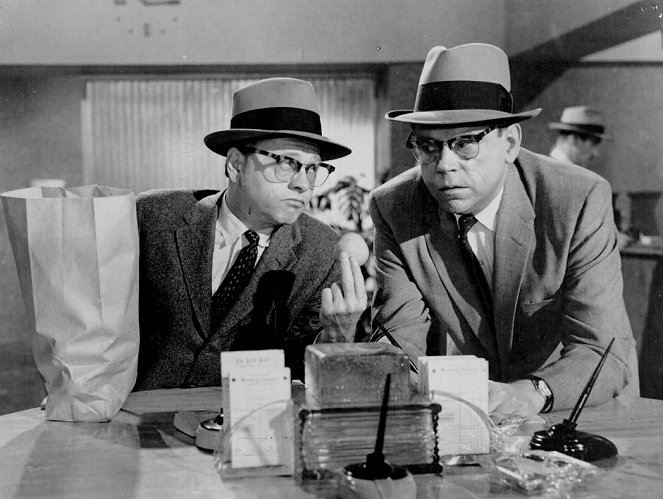 A Nice Little Bank That Should Be Robbed - Filmfotók - Mickey Rooney, Mickey Shaughnessy