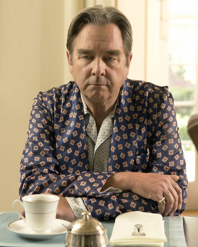 Masters of Sex - All Together Now - Photos - Beau Bridges