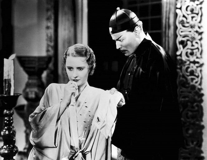 The Bitter Tea of General Yen - Photos - Barbara Stanwyck, Nils Asther