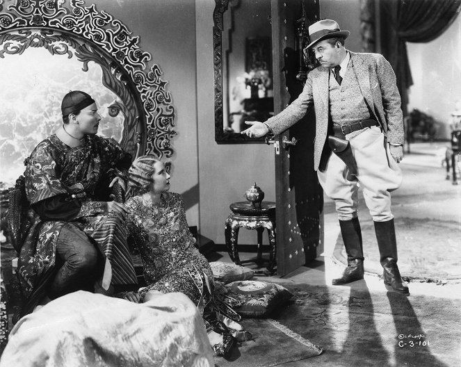 The Bitter Tea of General Yen - Do filme - Nils Asther, Barbara Stanwyck, Walter Connolly