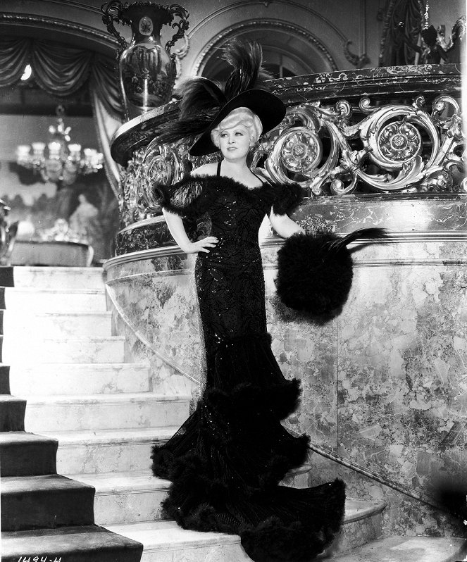 Belle of the Nineties - Filmfotos - Mae West
