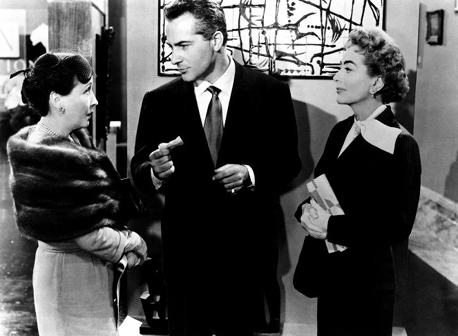 The Story of Esther Costello - Z filmu - Rossano Brazzi, Joan Crawford