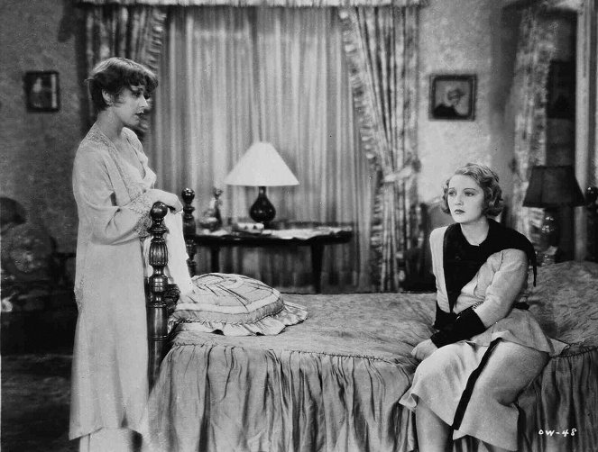 The Office Wife - Filmfotók - Joan Blondell, Dorothy Mackaill