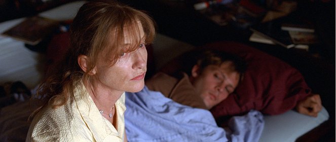 White Material - Filmfotos - Isabelle Huppert, Nicolas Duvauchelle