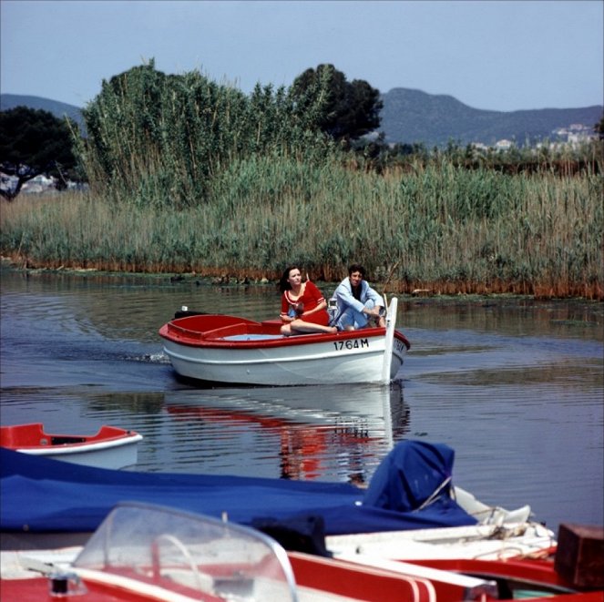 Pierrot le Fou - Photos - Anna Karina, Jean-Paul Belmondo