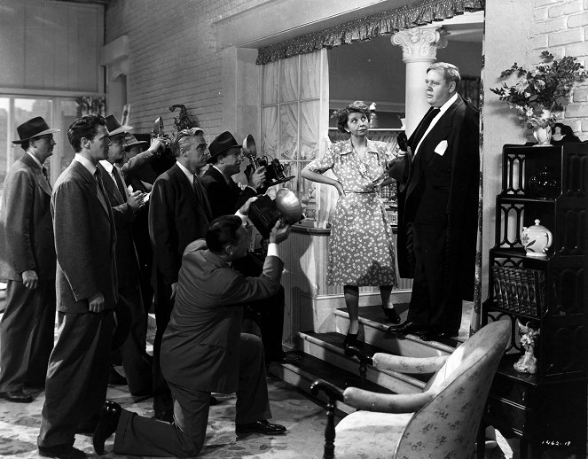Because of Him - Photos - Helen Broderick, Charles Laughton