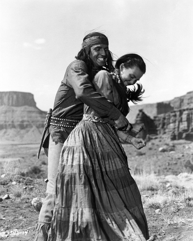 Taza, fils de Cochise - Film - Barbara Rush