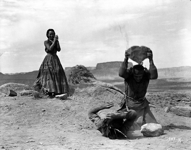 Taza, Son of Cochise - Kuvat elokuvasta - Barbara Rush