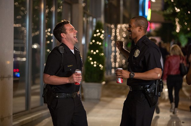 Let's be Cops - Die Party Bullen - Filmfotos - Jake Johnson, Damon Wayans Jr.