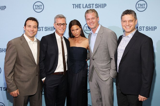 The Last Ship - Tapahtumista - Hank Steinberg, Brad Fuller, Rhona Mitra, Eric Dane, Steven Kane