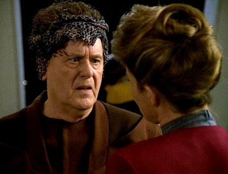 Star Trek: Voyager - Season 3 - Devoir de mémoire - Film - Eugene Roche