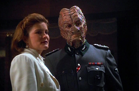 Star Trek: Voyager - The Killing Game, Part I - Van film - Kate Mulgrew, Danny Goldring