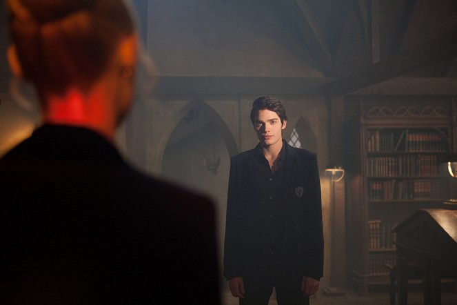 Vampire Academy - Photos - Dominic Sherwood