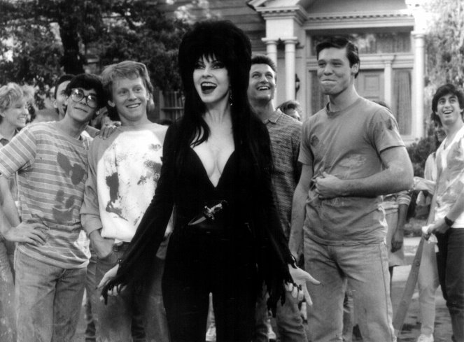 Elvira, a sötét hercegnő - Filmfotók - Ira Heiden, Cassandra Peterson