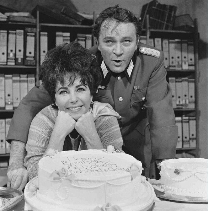 Kémek a sasfészekben - Forgatási fotók - Elizabeth Taylor, Richard Burton