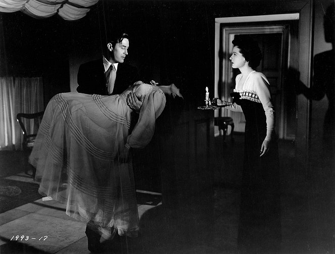 The Uninvited - Filmfotók - Ray Milland, Ruth Hussey