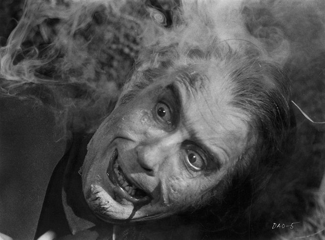Dracula A.D. 1972 - Z filmu - Christopher Lee