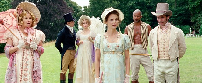 V krajine Jane Austenovej - Z filmu - Jennifer Coolidge, JJ Feild, Georgia King, Keri Russell, Ricky Whittle, James Callis