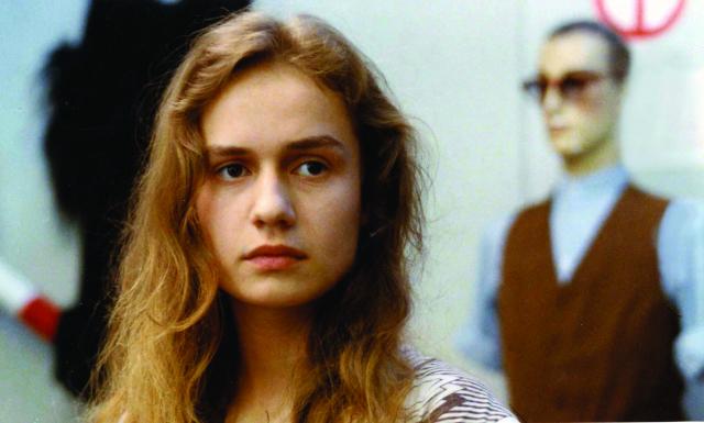 To Our Loves - Photos - Sandrine Bonnaire