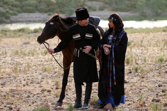 Çerkez - Kuvat elokuvasta