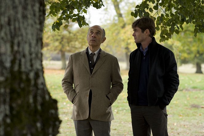 L'arbre et la forêt - Filmfotos - Guy Marchand, Yannick Renier