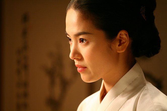 Hwang Jin-Yi - Z filmu - Lorraine Song