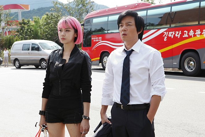 Sichega dolawassda - De la película - Ok-vin Kim, Beom-soo Lee