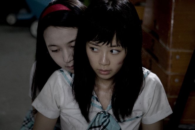 Gwi - De la película - Kkobbi Kim, Ji-soo Shin