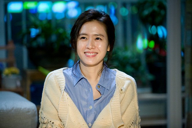 Anaega kyeolhonhaetda - Film - Ye-jin Son