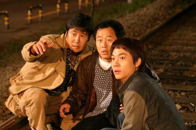 Eoggaedongmu - De la película - Dong-geun Yoo, Mun-shik Lee