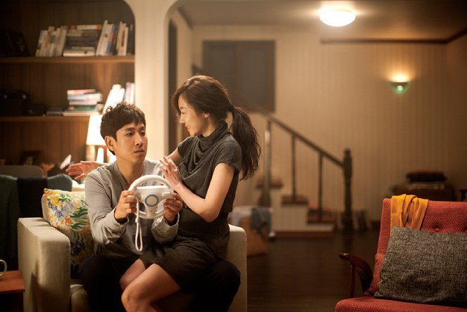 Nae anaeui modeun geot - Film - Sun-kyun Lee, Soo-jeong Im