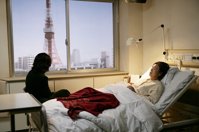 Tokyo tower: Okan to boku to, tokidoki, oton - Van film - Kirin Kiki