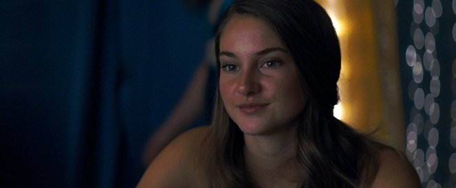 Kouzlo přítomného okamžiku - Z filmu - Shailene Woodley